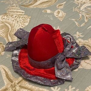 Mary Meyer Red Velvet Hat/ pen or pencil holder  - weighted and tagged